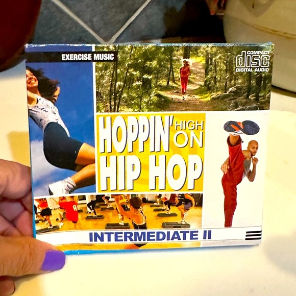 VTG HOPPIN HIGH HIP HOP WORKOUT EXERCISE MUSIC CD HEALTH INSPIRE INTERMEDIATE II - Picture 5 of 6